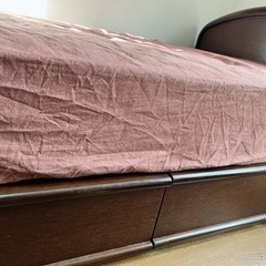 シモンズ セミダブル ベッドフレーム 収納付きの画像