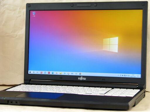 ◆ 15.6ｲﾝﾁﾉｰﾄ / 富士通 / Windows10 / Ms Office ◆
