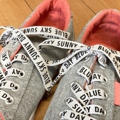 女の子　カジュアルスニーカー　23.5cmの画像