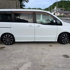 日産セレナ  新品タイヤ4本サービス