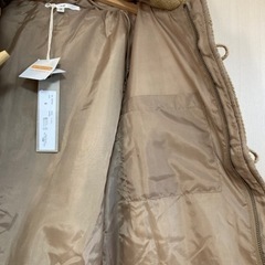 ☆新品☆ 暖かジャンパー　Sサイズ　160くらいの画像