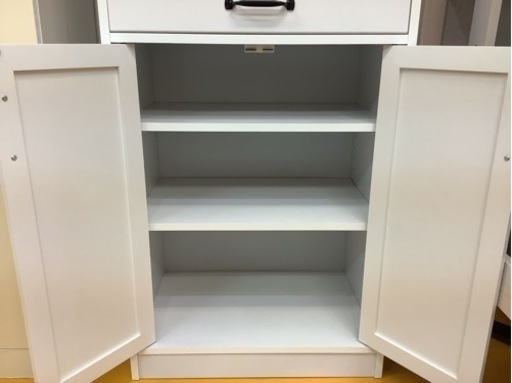 【リサイクルサービス八光　田上店　配達・設置OK】スリム食器棚　ホワイト　ユリアンⅡ（WH） リサイクルサービス八光 田上店 配達・設置OK】ホワイト スリム食器棚