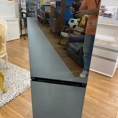 I740 ☆ 2021年製の極美品！ Hisense 冷蔵庫 (154L) 動作確認 