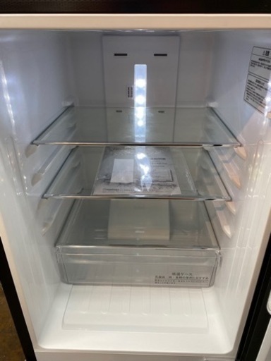 I740 ★ 2021年製の極美品！ Hisense 冷蔵庫 (154L) 動作確認、クリーニング済