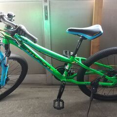 ｾﾝﾁｭﾘｵﾝ24ｲﾝﾁMTB R'BOCK24 SHOX-D