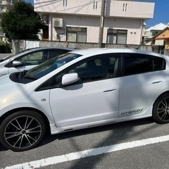 ホンダ　インサイト　DAA-ZE2 ハイブリッド