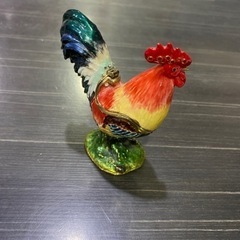 鶏の置物　ジュエリーボックスの画像