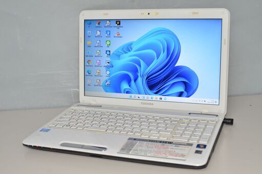 最新Windows11+office 爆速新品SSD256GB 東芝Dynabook T451/45EW 高性能 第二世代i5/8GB/15.6インチ/USB3.0/HDMI/DVDマルチ/便利なソフト