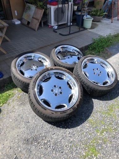 【決まりました】19インチ タイヤアルミ4本セット