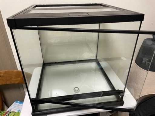 ガラスケージ　GEX エキゾテラ4545 + モンスーンマルチ 噴霧器