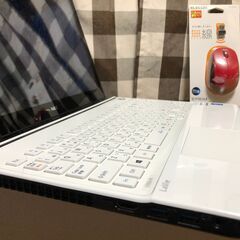 💗Ａ級品・新品バッテリー！高速i5第3世代Webカメラ内蔵・Win11・Win10選択可能！Office2021・爆速SSD240GB/メモリ8GB💗人気のエクストラホワイト/15.6ｲﾝﾁ/無線ＬＡＮ/ＤＶＤ・ＣＤ再生ソフト付　No.2211003の画像