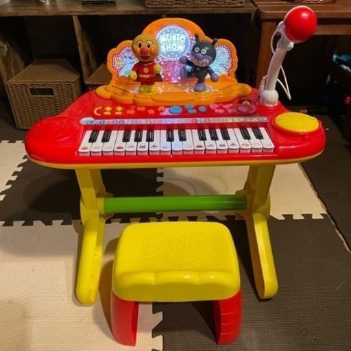 アンパンマンのピアノのおもちゃ♫                値下げました⤵︎