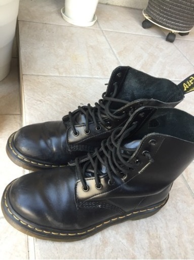 ドクターマーチン ブーツ 値下げ