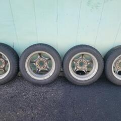 スタッドレスタイヤ4本軽自動車用の画像