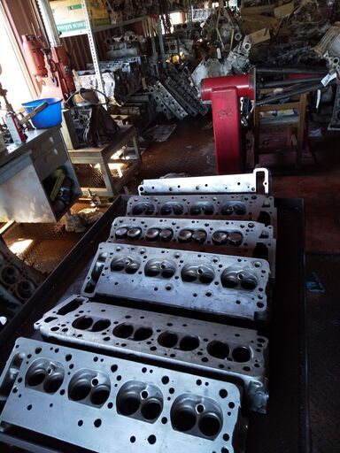 ＷDB-126-500-560エンジン用シリンダーヘツトセツト