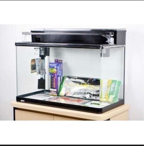 値下げ交渉、愛知県西部、三重県北部、岐阜南部なら配達可能！有り！GEX60ｃｍ曲げガラス水槽セット（バラ売り可）