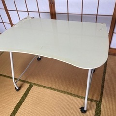 おしゃれ机 キャスターつき※本日のみ受け渡し可能