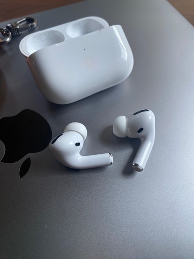 Apple airpods pro （第一世代）＋おまけ（モバイルバッテリー等）