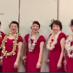 シニアからのフラダンスの画像