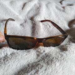 サングラスarnette
