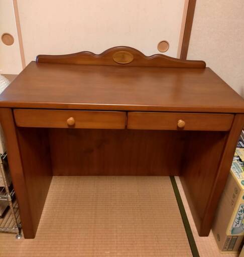 【美品】机　学習机　ピーターラビット　小泉産業　天然木【11/21まで】