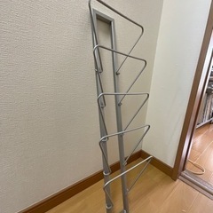 折り畳み　マガジンラックの画像