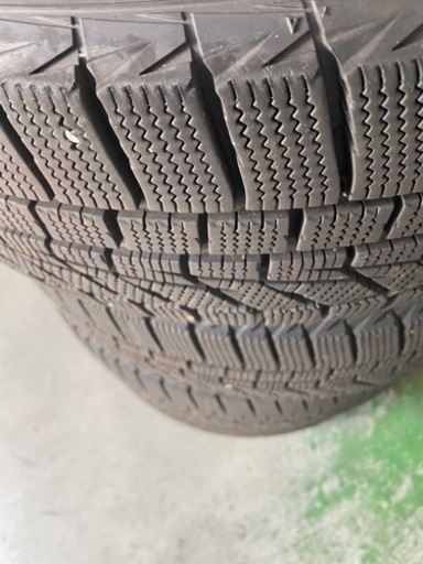 スタッドレスタイヤ  185/65r15  純正アルミホイール付き