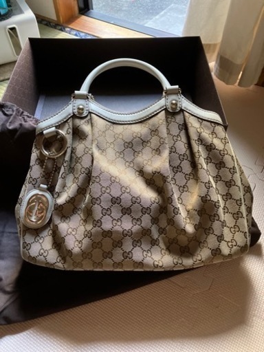 GUCCIバック