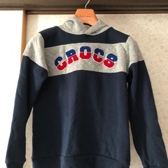 子供服　フード付きトレーナーの画像