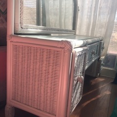超美品　ホワイトラタン　ドレッサー　家具　化粧台の画像