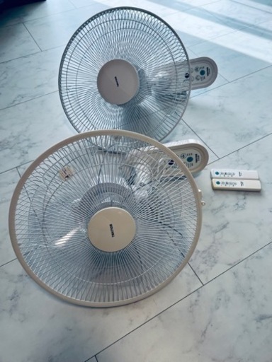 壁掛け扇風機