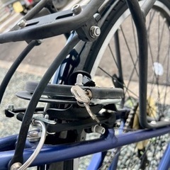 男子向け　大きめ自転車　ネイビーの画像