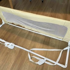 園児用のベッドフェンスの画像