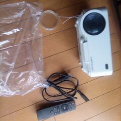 小型プロジェクターHDMI入力