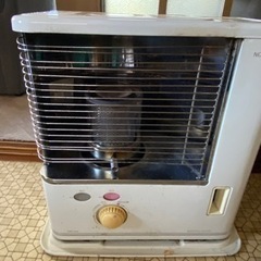 石油ストーブ500円‼️