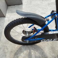 【受付終了しました】青色の子供用自転車（GALE:18インチ）補助輪付の画像