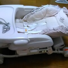 コンビ電動ハイローチェア(アンレーブメロディオートスウィング)