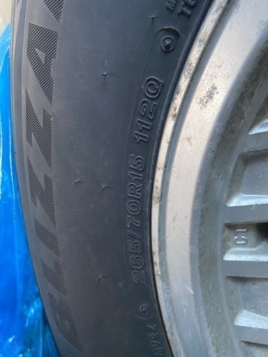 265/70R15 スタッドレス　78プラド　ランクル