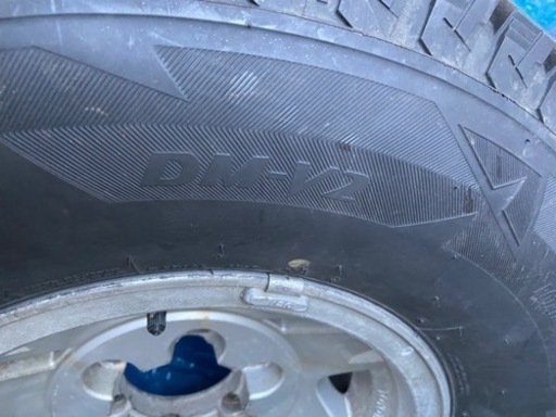 265/70R15 スタッドレス　78プラド　ランクル