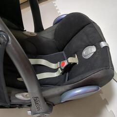 マキシコシ　チャイルドシート　カブリオフィックスの画像