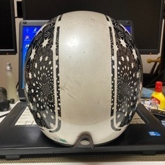 メーカー不明　ヘルメット　サイズMかLの画像