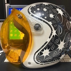 メーカー不明　ヘルメット　サイズMかLの画像