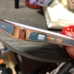 iPhoneSEカバーの画像