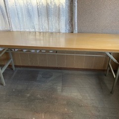 長テーブル