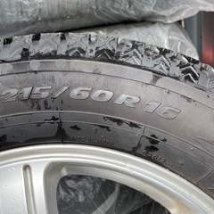 2021製造スタッドレスタイヤ　215/60r16 4本セット