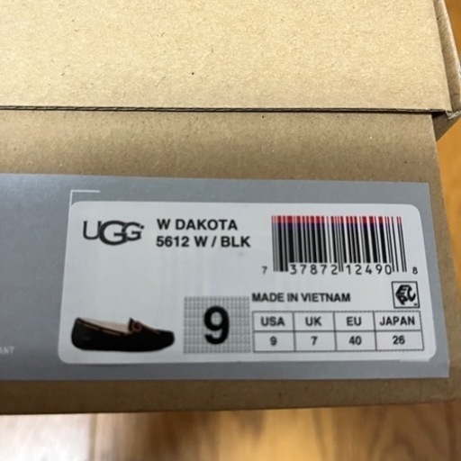 【新品未使用】UGGアグ　モカシン　レディース26cm