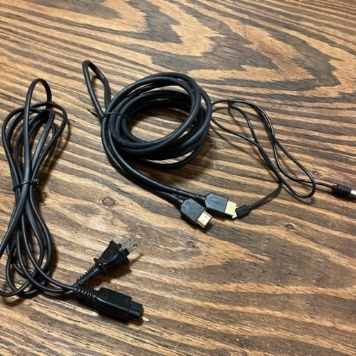 中古　SONY PlayStation4 CUH-2000A