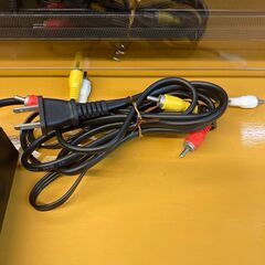 ☆中古￥1,500！【会員価格￥1,500】グラモラックス　DVDプレーヤー　家電　2010年製　GRAMO-20-BK型　【BK035】の画像