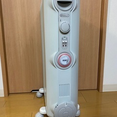 美品　<お値下げしました>　デロンギ　オイルヒーター　JR0812 の画像