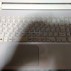 【きれい】Windows11 Pro ブルートゥース Core i3搭載 東芝 薄型ノートパソコン BlueLEDマウスプレゼント中 (15.6型 i3-4025U Haswell)の画像